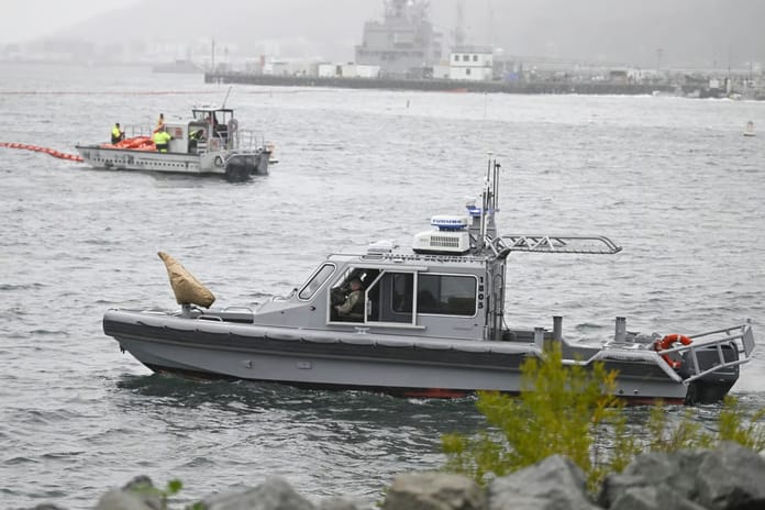 ABD'nin San Diego kenti açıklarında uçak denize düştü