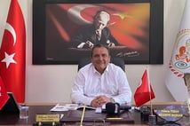 Uşak'ta belediyeye irtikap operasyonu! Başkan ve eşi gözaltında