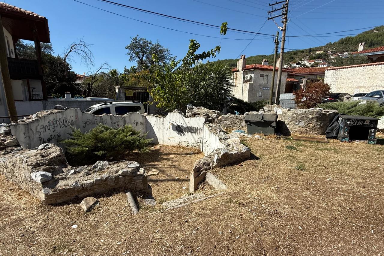 Muğla'da Üç Erenler Türbesi'nin aslından sonra kopyası da kayboldu