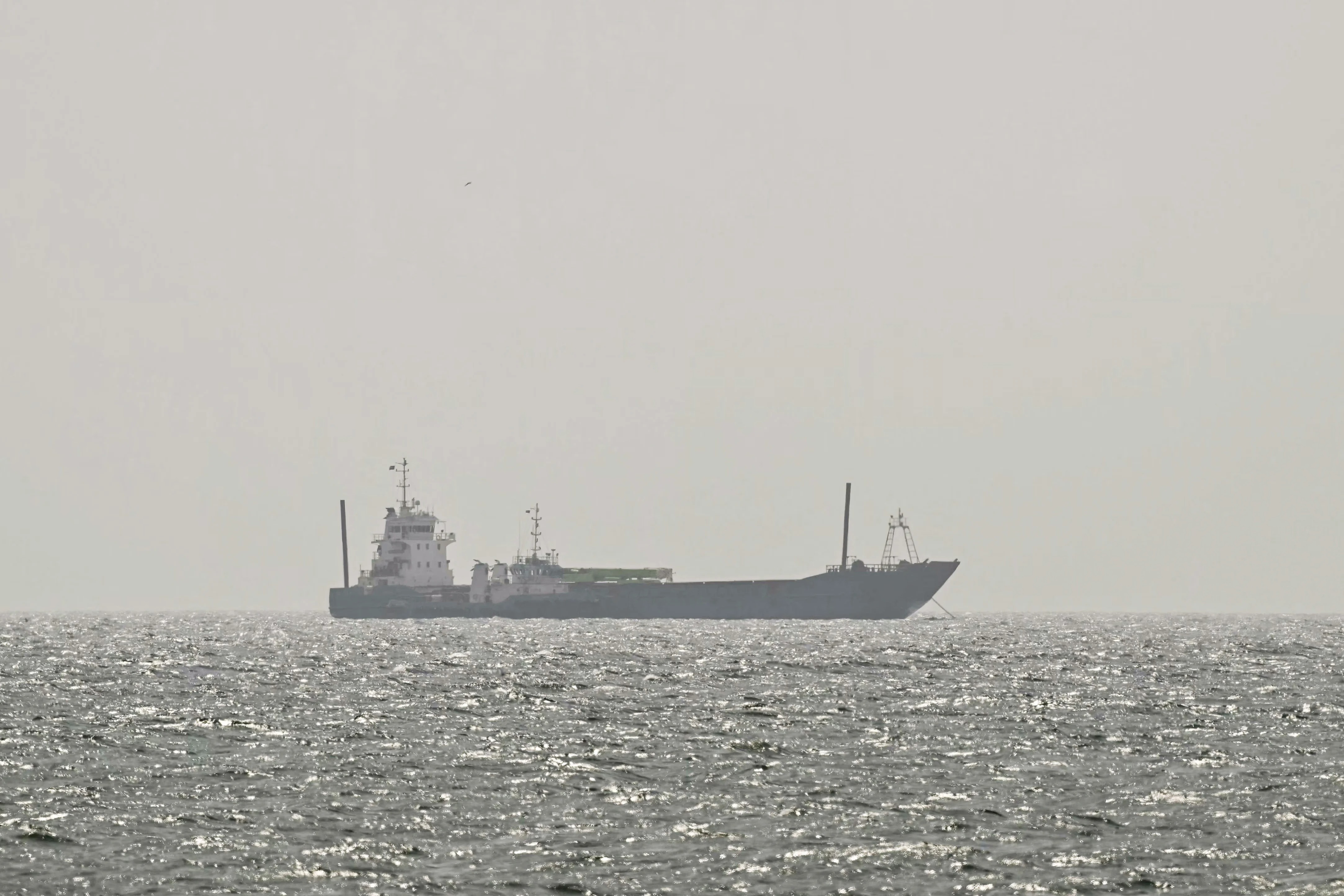 US and Iran Near Interim Deal to Reopen Strait Of Hormuz