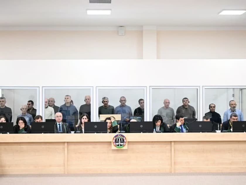 Azerbaycan'da gündem teröristlerin cezaları