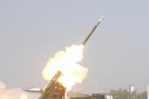 Hindistan, Pinaka uzun menzilli güdümlü roketini başarıyla test etti