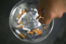 Yeni tütün yasakları yolda: Kafe, park ve plajlar sigarasız olacak