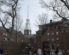 Trump Harvard Üniversitesi ile tüm bağları koparıyor