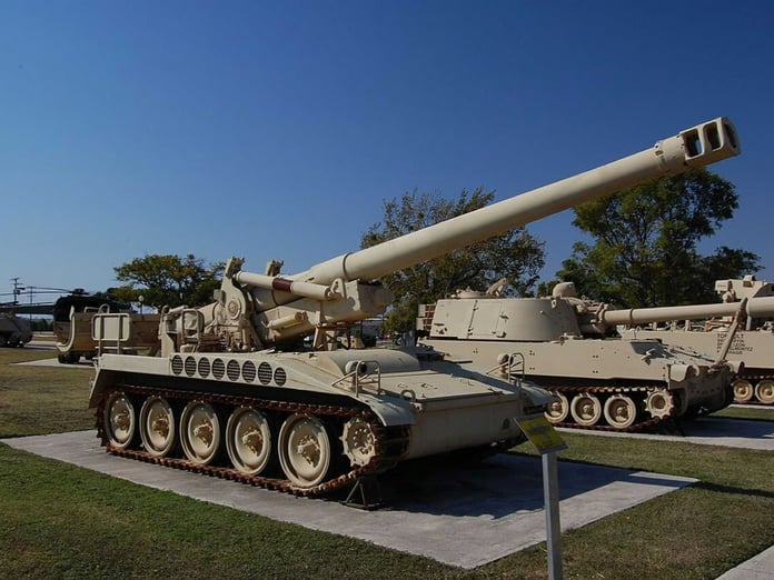 Yunanistan, Ukrayna’ya 60 adet M110A2 203 mm kendinden tahrikli obüs gönderiyor