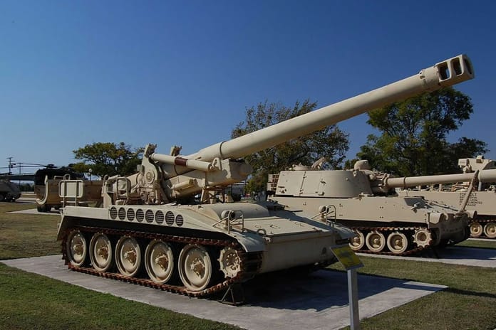 Yunanistan, Ukrayna’ya 60 adet M110A2 203 mm kendinden tahrikli obüs gönderiyor