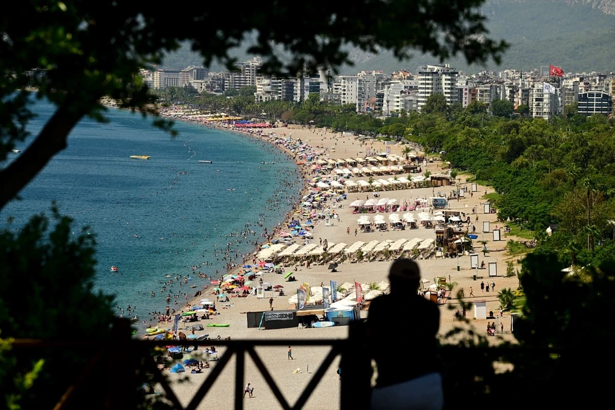 Antalya'da termometreler alev aldı