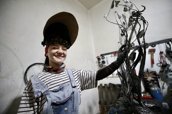 Kadınlara ilham veren bir kapı aralamak