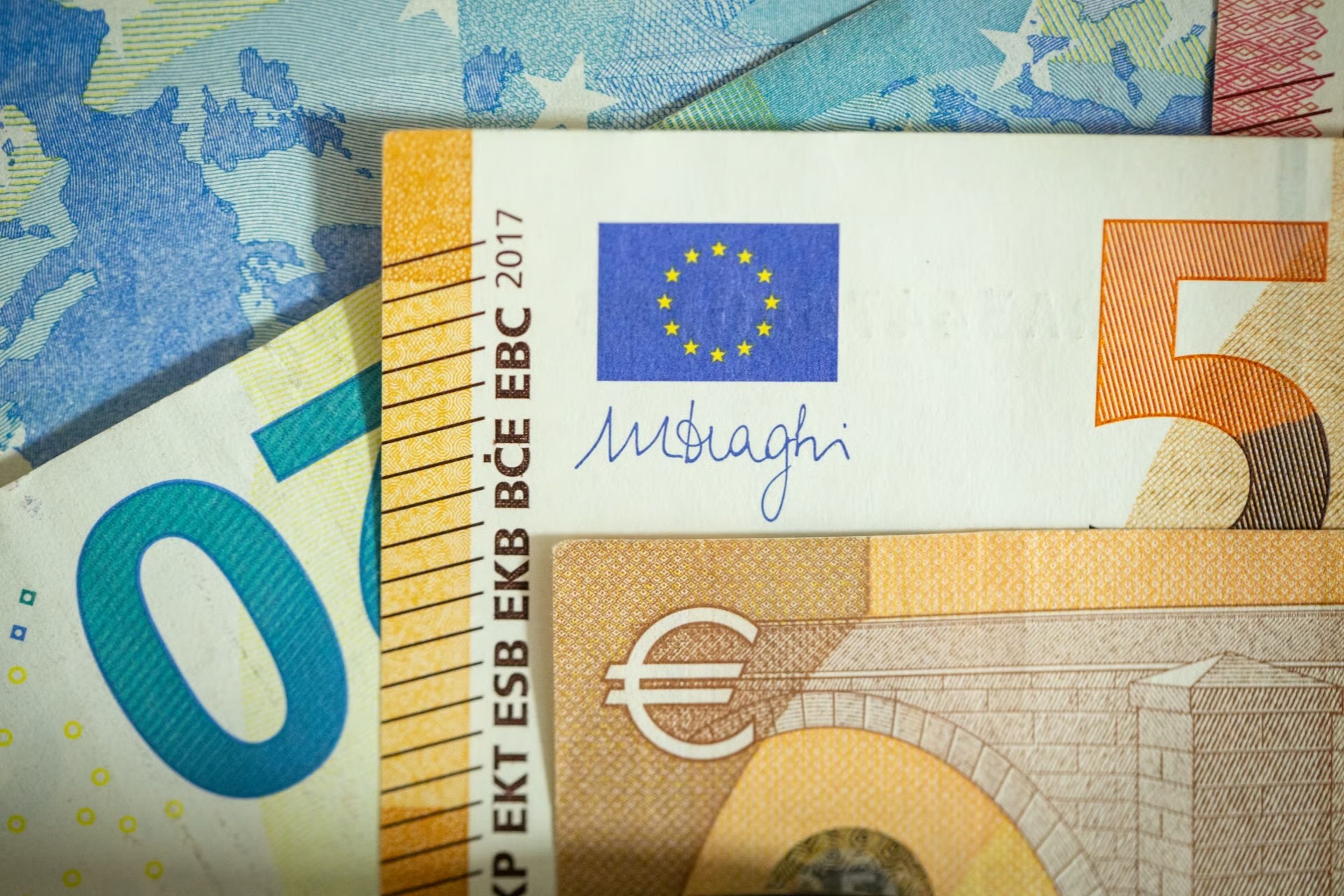 Bugün Euro kaç TL? 24 Mart Euro kaç TL'den alınıyor, kaç TL'den satılıyor?