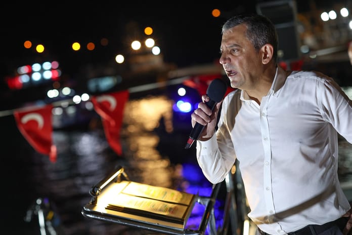 CHP Genel Başkanı Özel Roketsan'ın füze testlerini eleştirdi