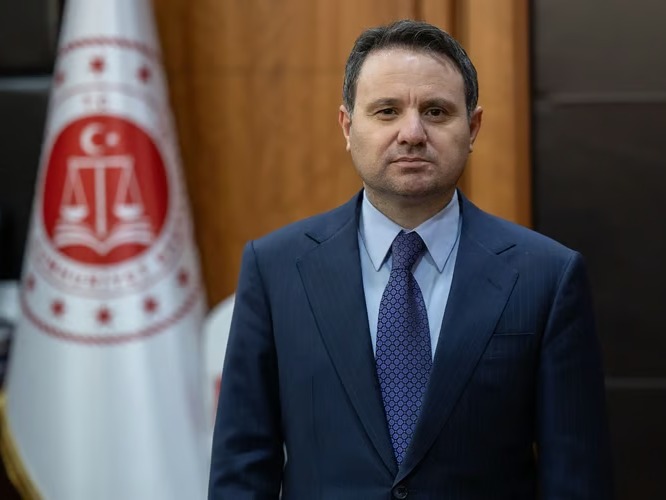 Adalet Bakanlığı görevine atanan Akın Gürlek kimdir?