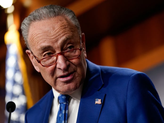 Schumer ICE operasyonlarının toplulukları terörize ettiğini savundu