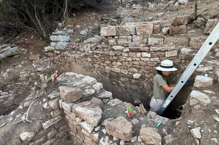 Amos Antik Kenti'nde 2300 yıllık duvarlar keşfedildi