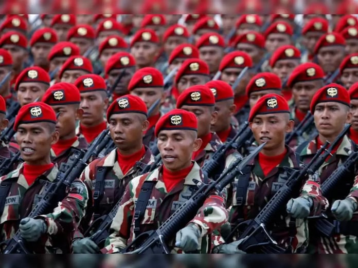 Asya'da silah harcamalarının yükselişi devam ediyor