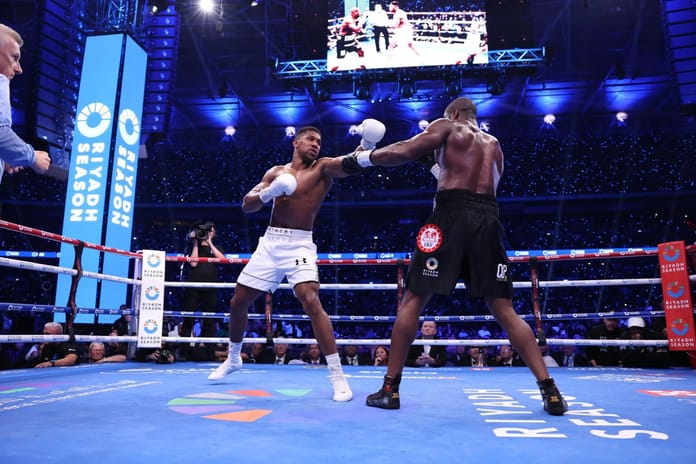 Olimpiyat yolu Liverpool'dan geçiyor: Dünya Boks Şampiyonası başlıyor, kadın ve erkek boksörler aynı ringe çıkacak