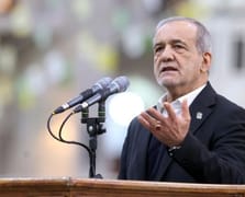 İran Cumhurbaşkanı Pezeşkiyan'dan komşu ülkelere birlik mesajı