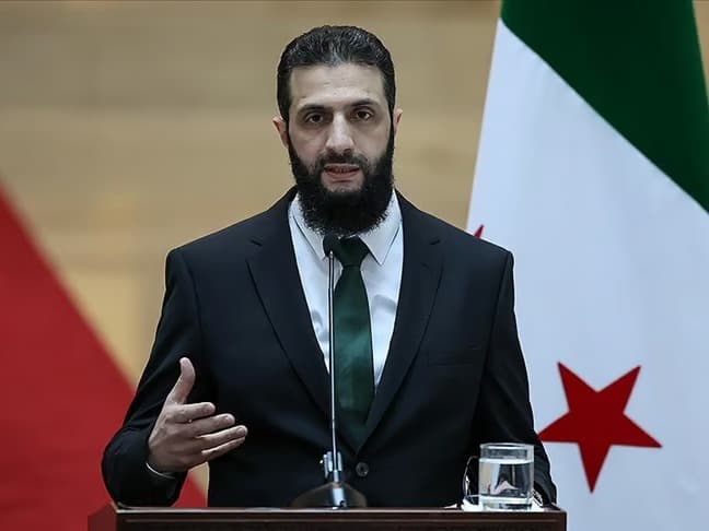 Suriye'de iç savaş alarmı