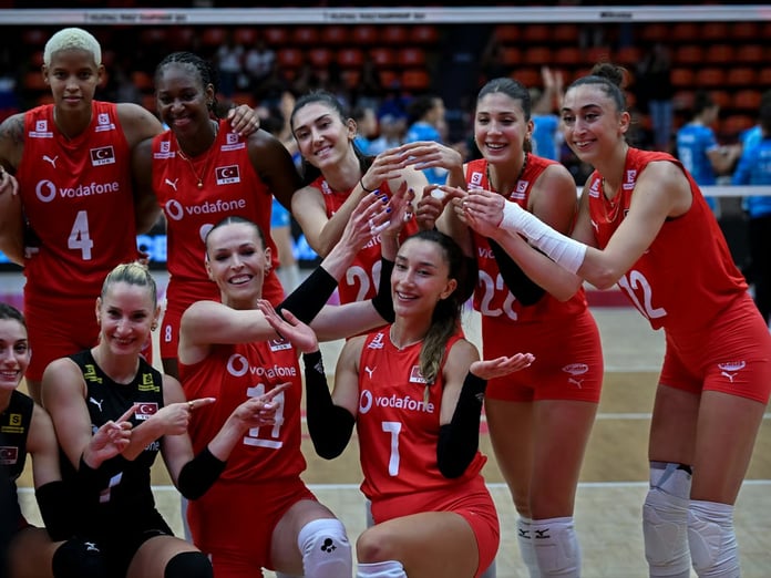 Filenin Sultanları Dünya Şampiyonası'nda çeyrek finale yükseldi