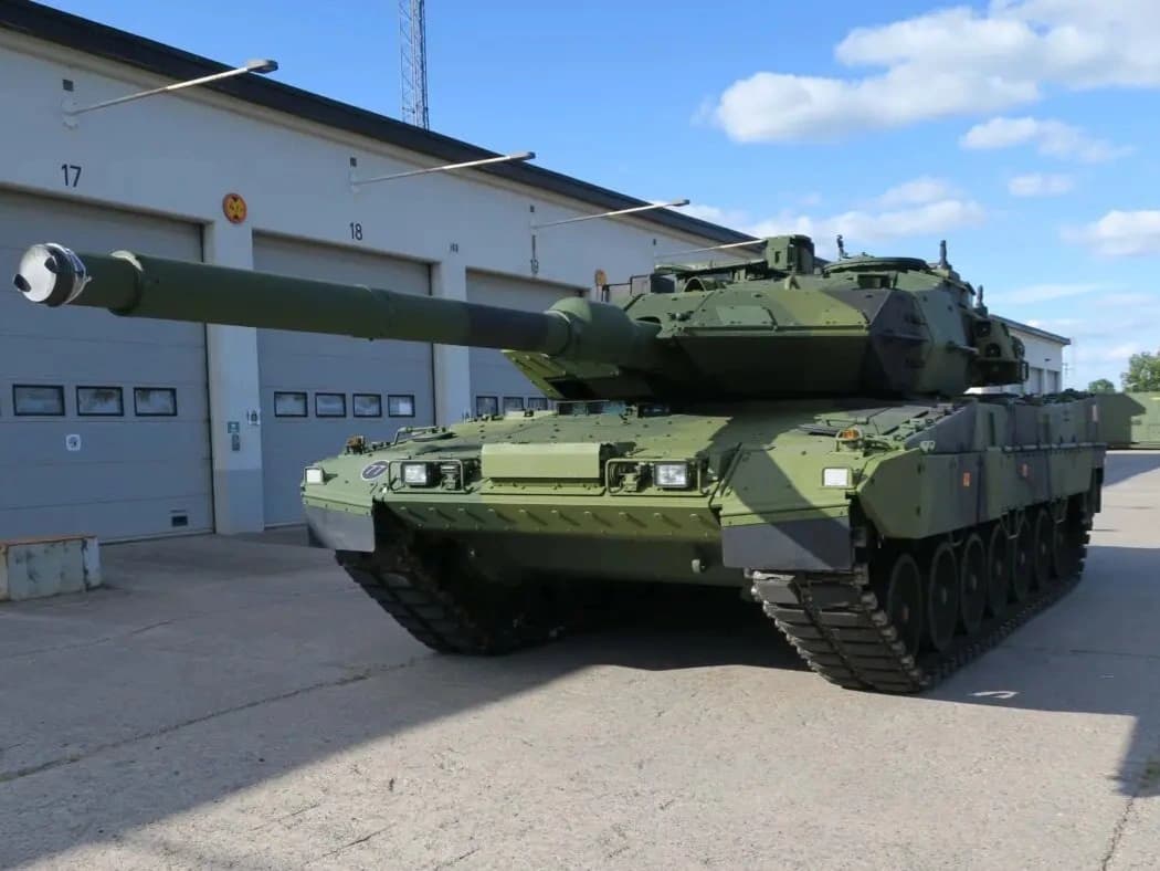 İsveç, ilk Stridsvagn 123A tankını teslim aldı