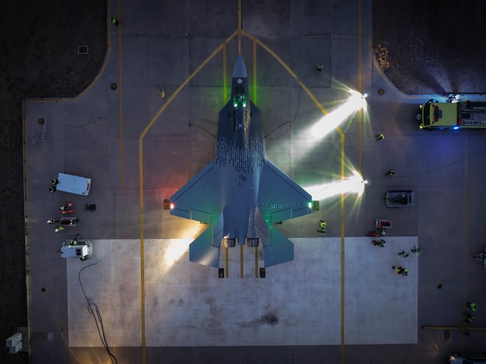 Newsweek: Türkiye’nin KAAN uçağı, F‑35’e rakip olma yolunda