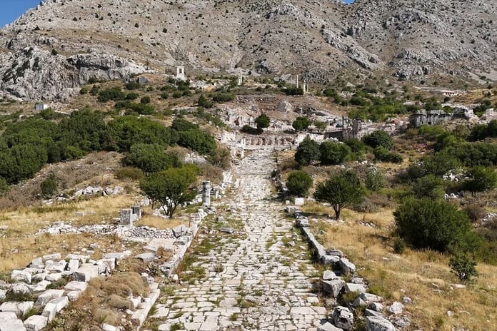 Sagalassos Antik Kenti'nde Türkiye'nin en büyük üçüncü Odeon'u keşfedildi