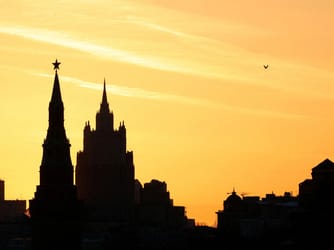 Russia Delays Fiscal Reform After Oil Price Surge