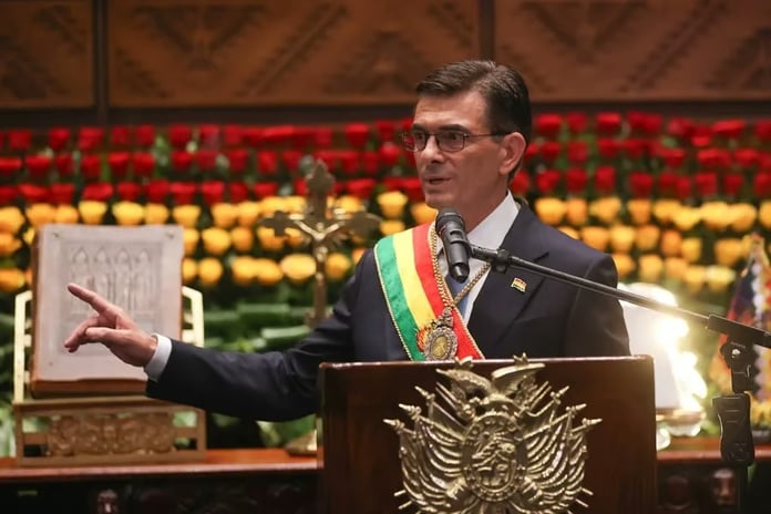 Bolivya’da yeni dönem: Rodrigo Paz yemin ederek göreve başladı