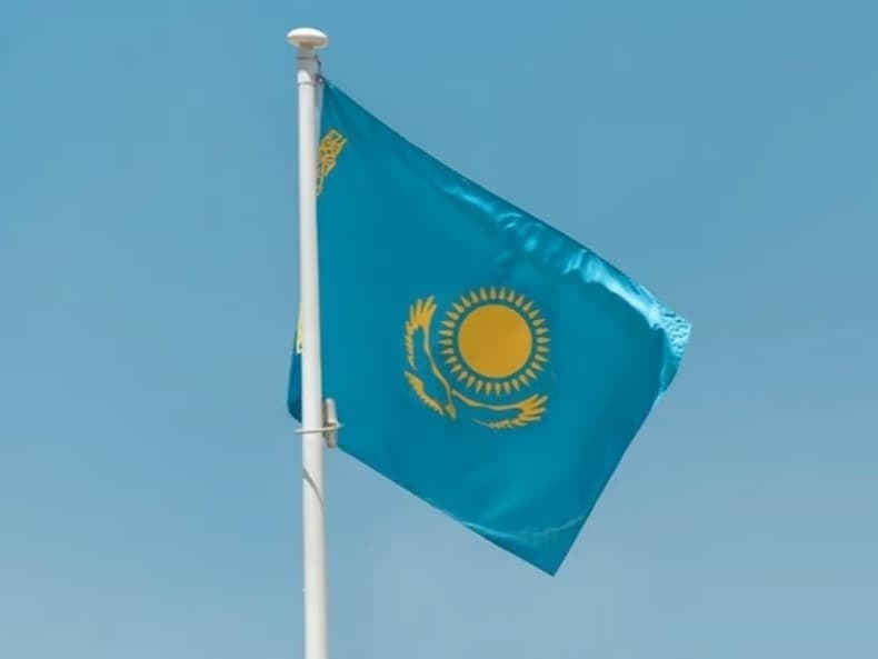 Ukrayna'da savaşan Kazakların başı dertte