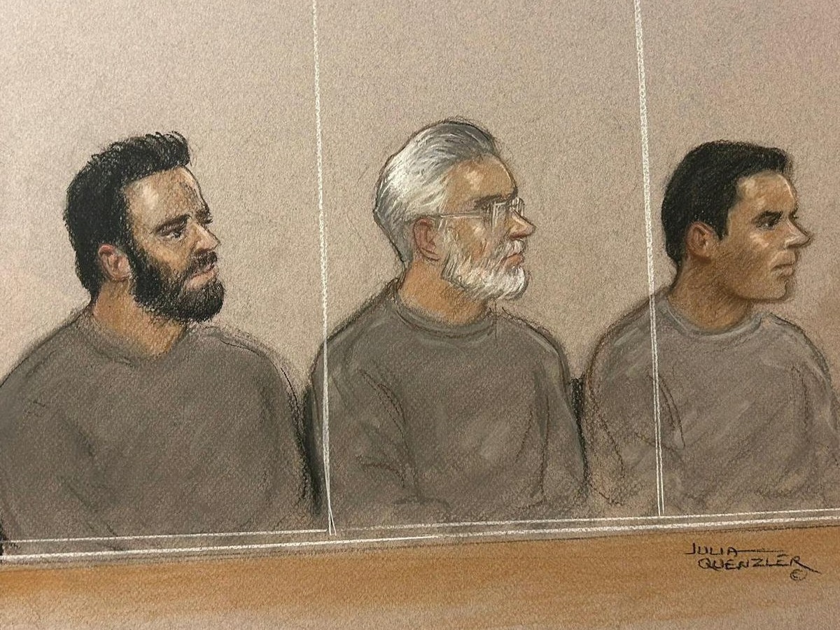  Three Iranians Face UK Trial Over Tehran Spy Allegations