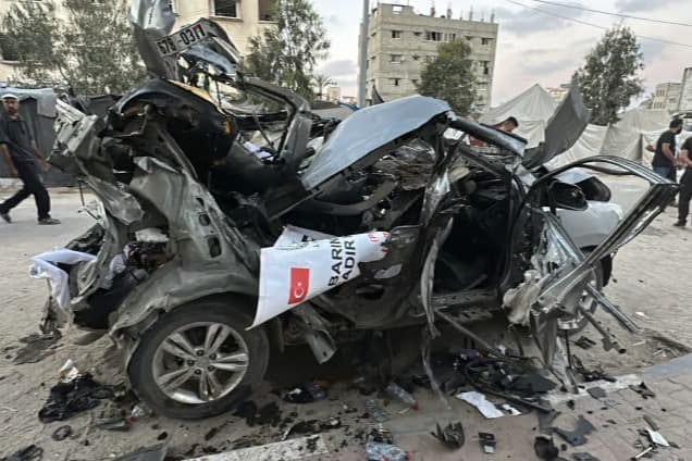 İsrail İHH'nın yardım çalışanlarını katletti