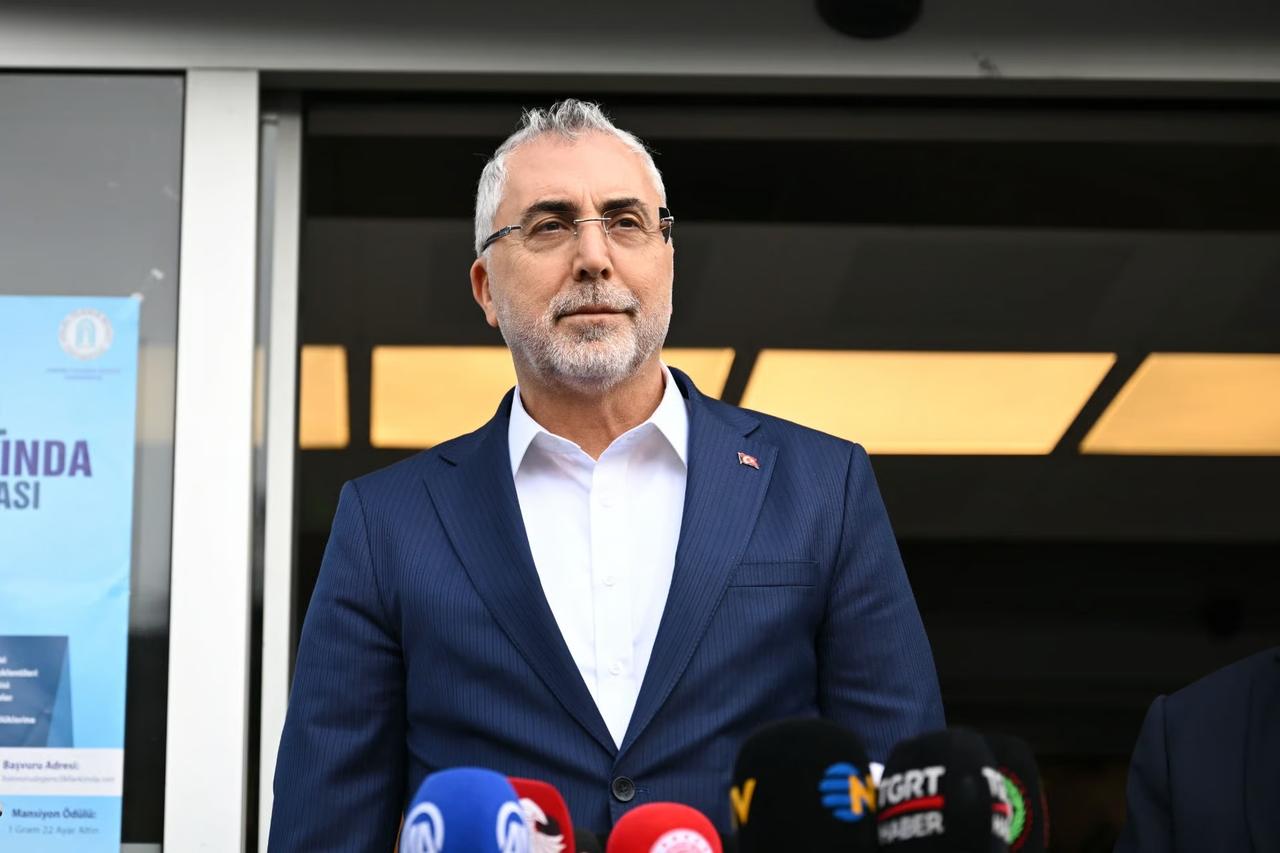 Bakan Işıkhan yeni düzenlemeleri açıkladı: Emekli aylığı, esnek çalışma ve ilaç müjdesi