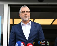 Bakan Işıkhan yeni düzenlemeleri açıkladı: Emekli aylığı, esnek çalışma ve ilaç müjdesi