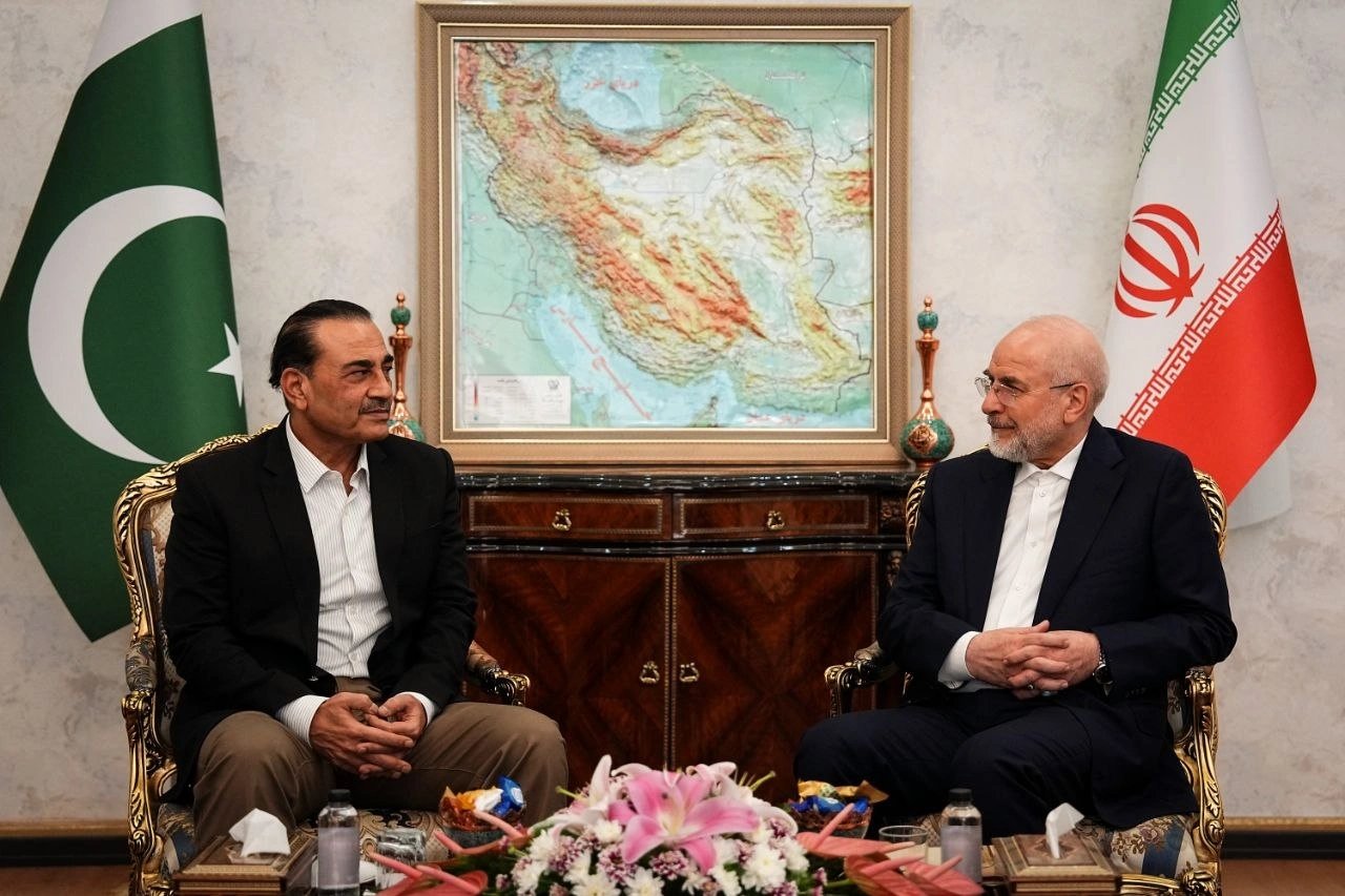 Pakistan Rejects US Unilateral Sanctions on Iran