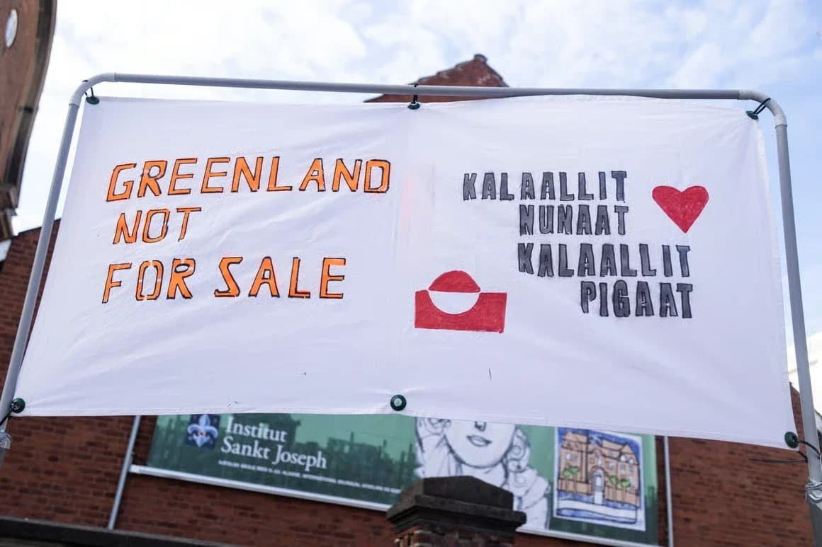 Grönland Trump’a karşı birleşti!