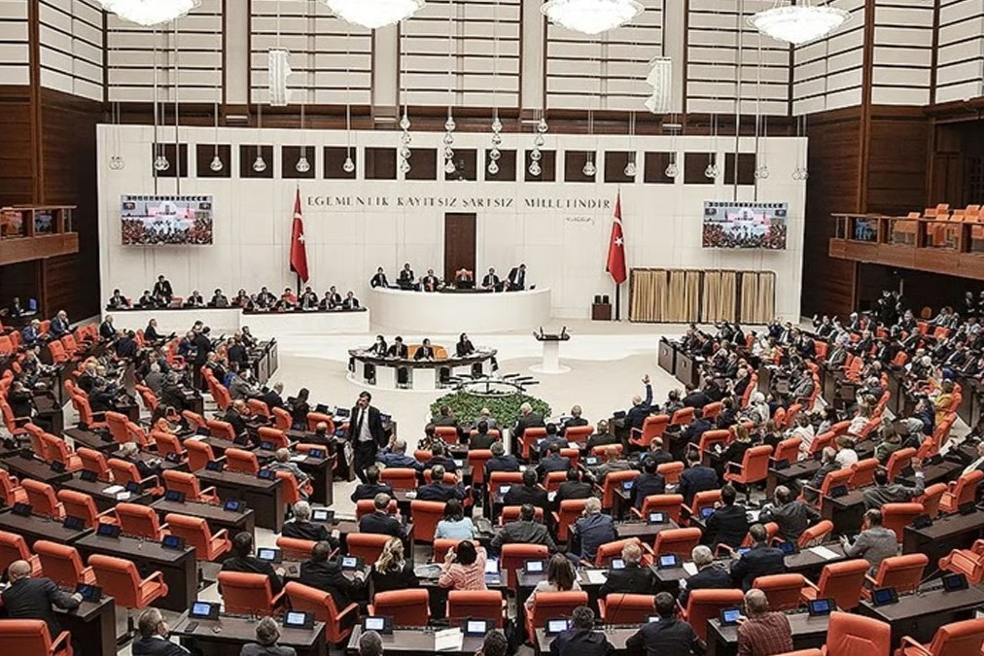 AK Parti Meclis’e sundu! Sadece onlar için kamuda kontenjan ayrılacak