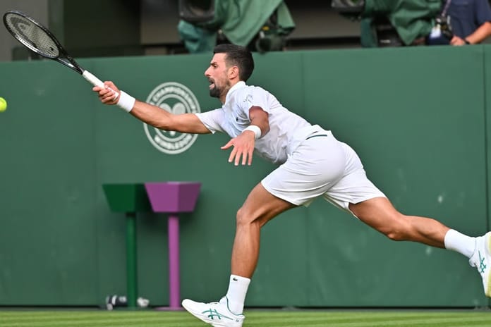 Wimbledon'da beklenmedik vedalar: Zverev ve Gauff'un veda ettiği gecede Djokovic ve Swiatek turladı