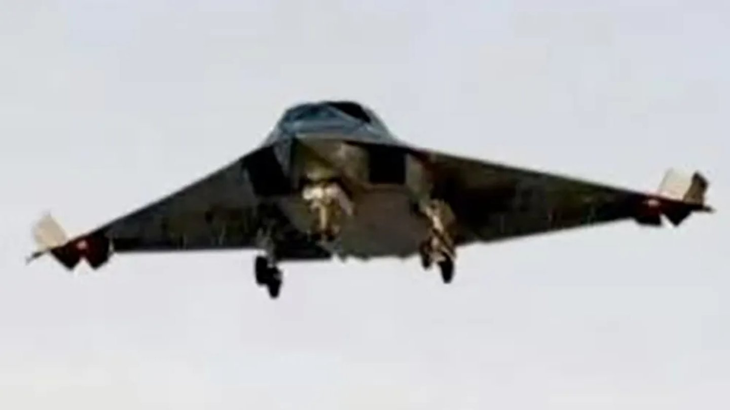 J-36 savaş uçağı