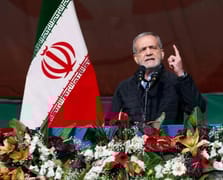 Pezeşkiyan'dan basına ve yetkililere "komşu ülke" uyarısı