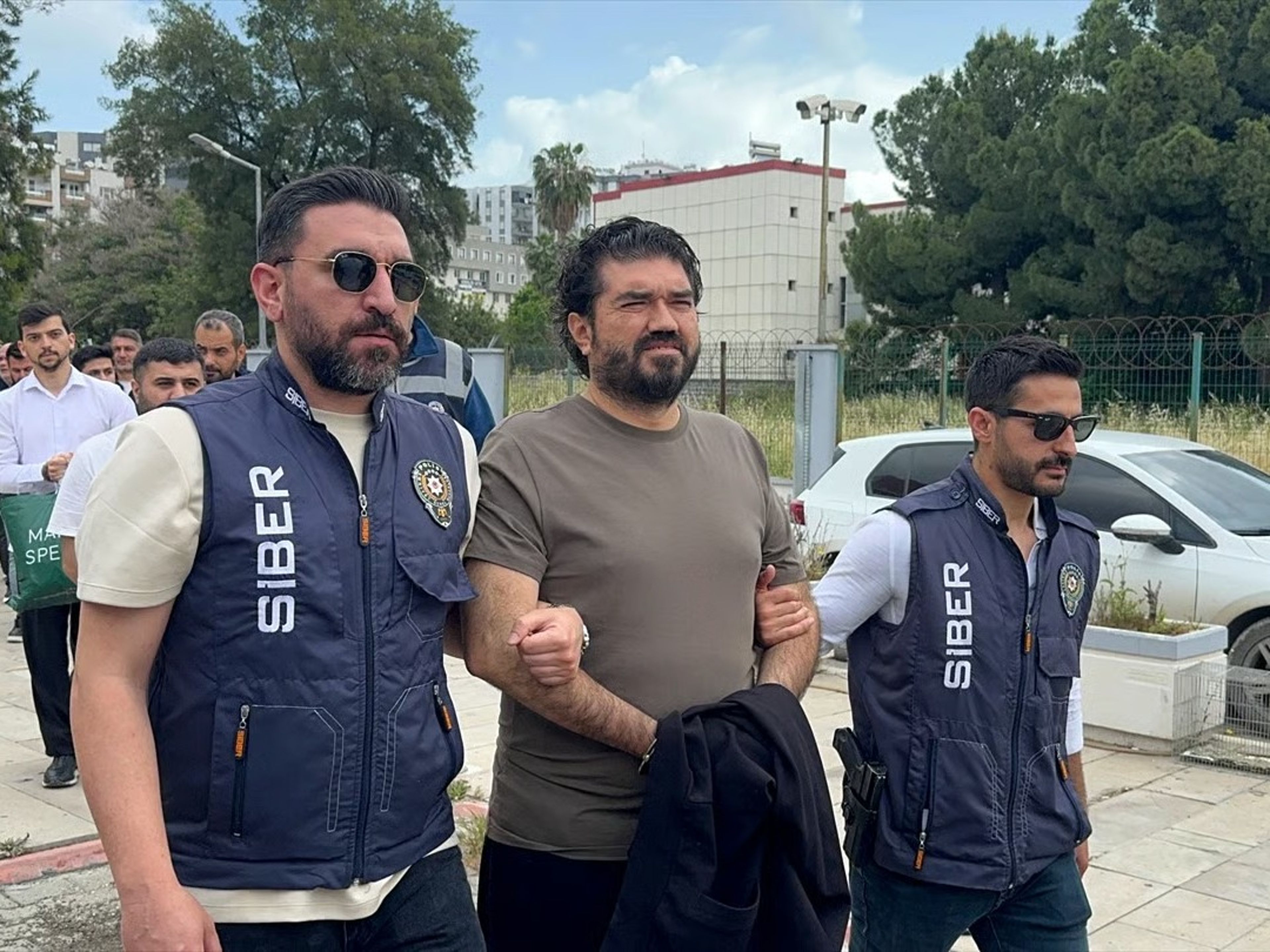Rasim Ozan Kütahyalı adliyeye sevk edildi