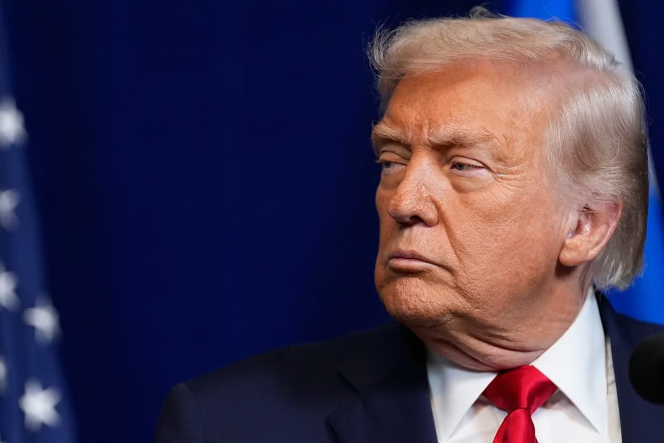 Trump Claims Iran “About to Surrender” in G7 Call