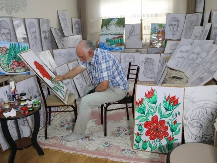 Psikologların resim çizmeye yönlendirdiği Veysel Tanın'ın hayatı değişti