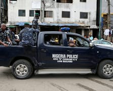 Nijerya'da köye düzenlenen saldırıda en az 50 kişi öldürüldü