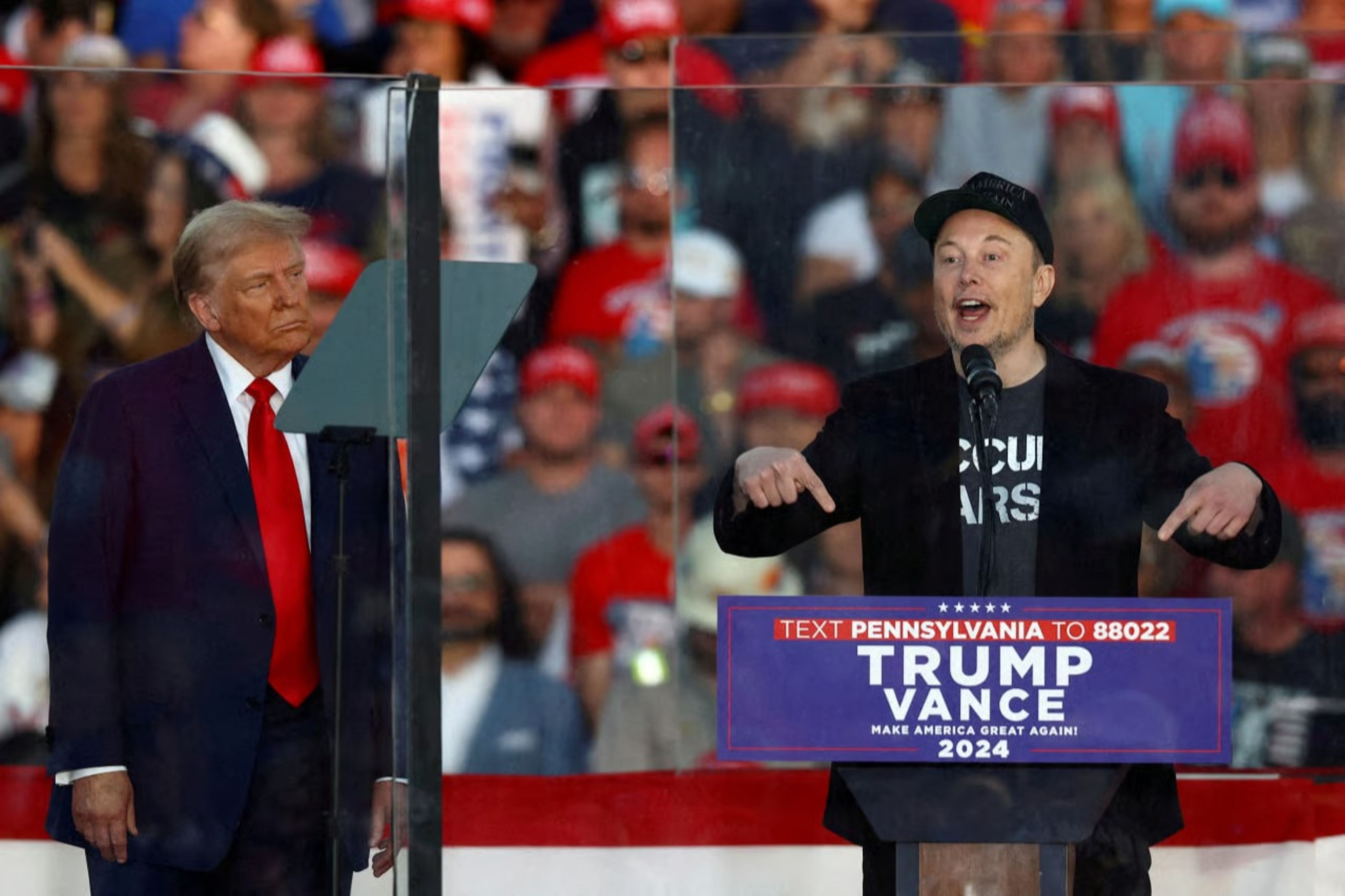 Trump ile Musk yine birbirine girdi