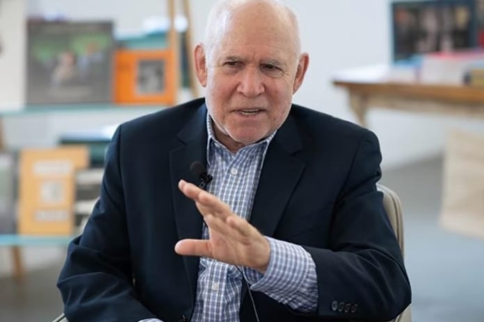 Ünlü fotoğrafçı Steve McCurry İstanbul’da sanatseverlerle buluştu