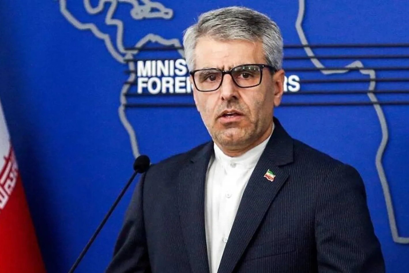 Iran Reviews US Response on Hormuz