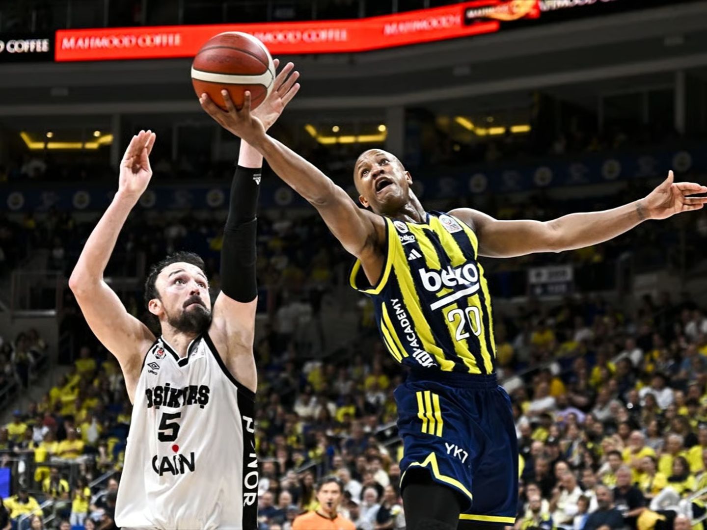 Basketbol Süper Ligi final serisinde ikinci maç 