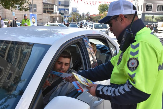 Hız sınırı bilgileri | Şehir içi-şehir dışı hız sınırı cezaları ne kadar, kaç TL?