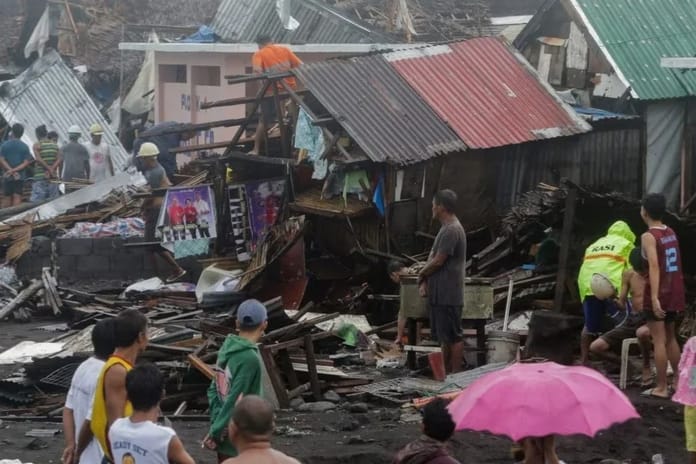 Filipinler'de tropikal fırtına felaket getirdi: 19 ölü