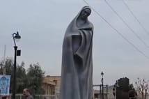 İran'da Hz. Fatıma adına dikilen heykel tartışma yarattı