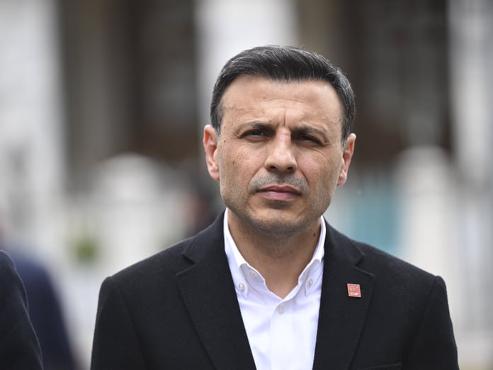 CHP'li Özgür Çelik’e rüşvet aracı mı verildi?